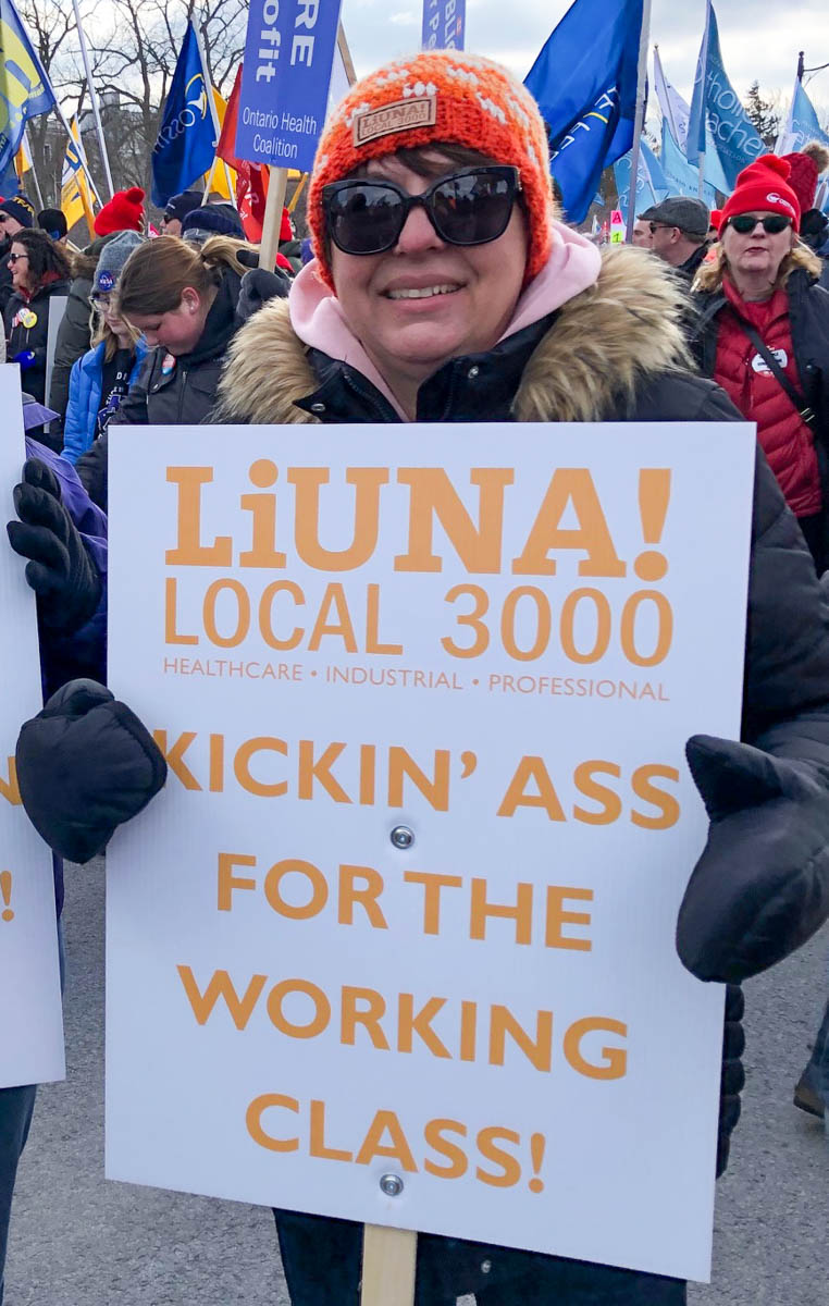 Rally in Niagara Falls