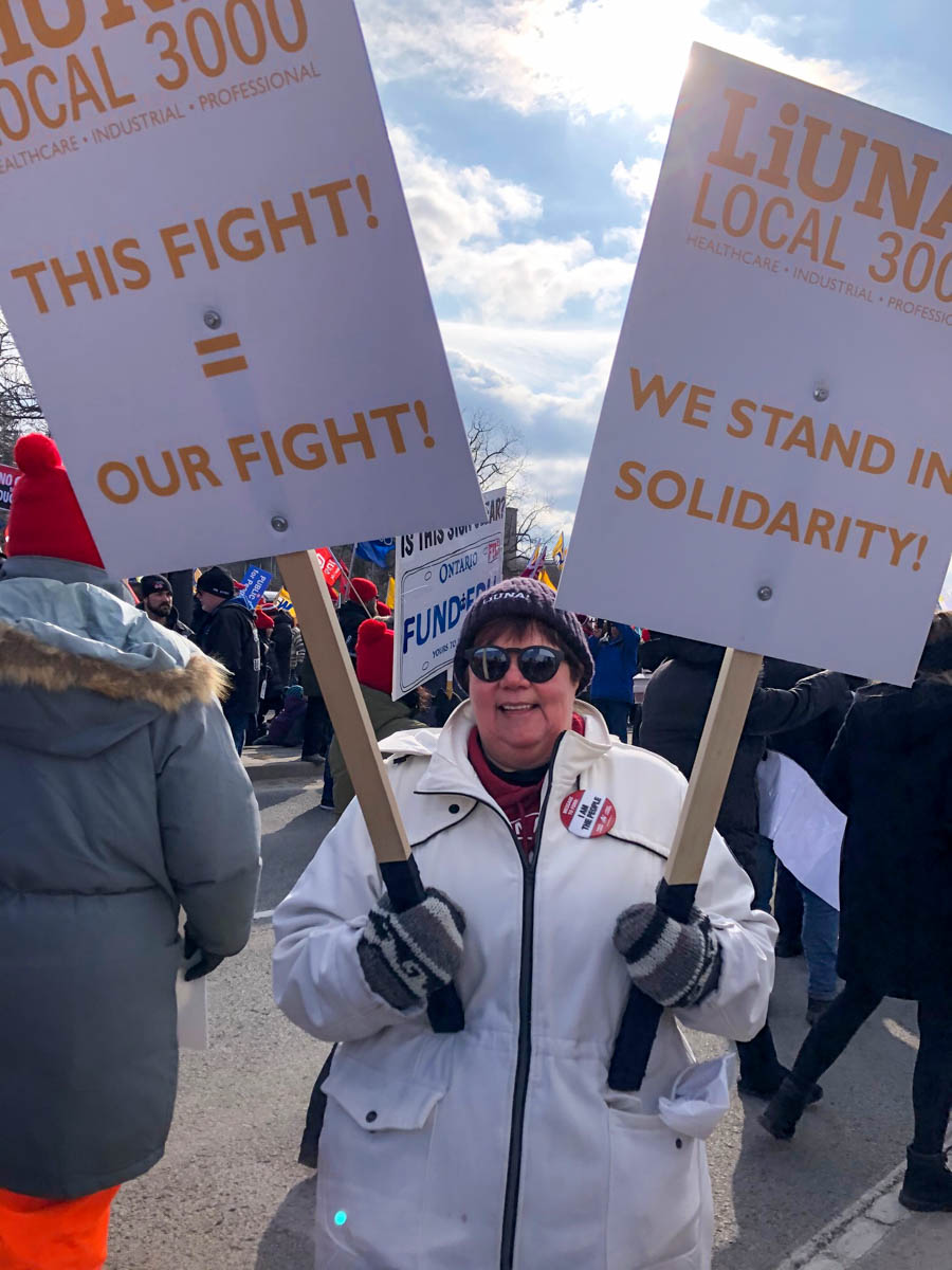 Rally in Niagara Falls